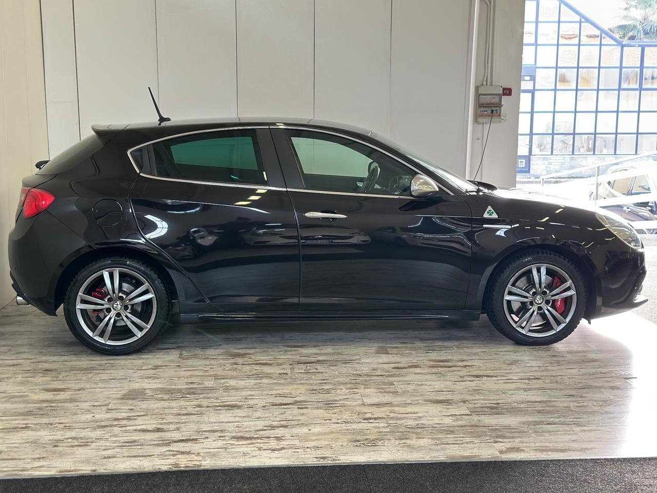 Alfa Romeo Giulietta 1750 Turbo Quadrifoglio Verde