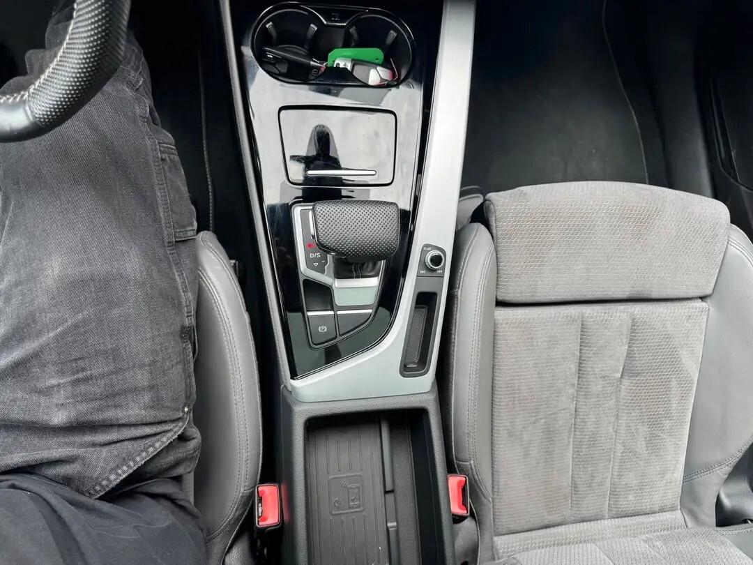 Audi A4 Avant 30 TDI/136 CV S tronic line edition