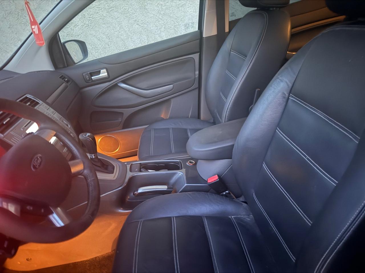 Ford Kuga 2.0 TDCi Titanium Automatico