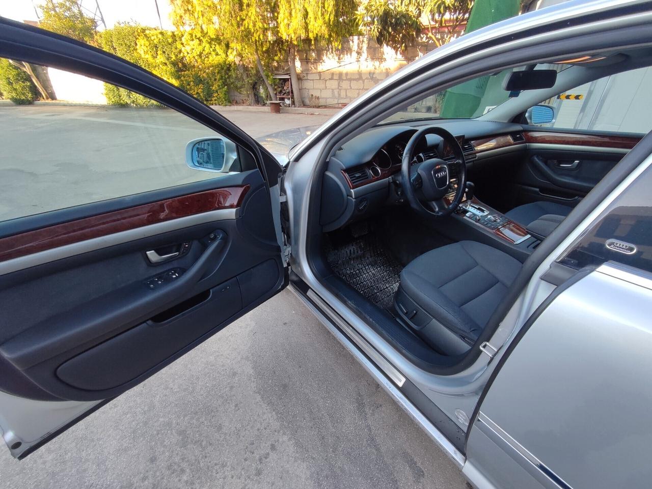 Audi A8 3.0 V6 TDI F.AP. quattro tiptronic