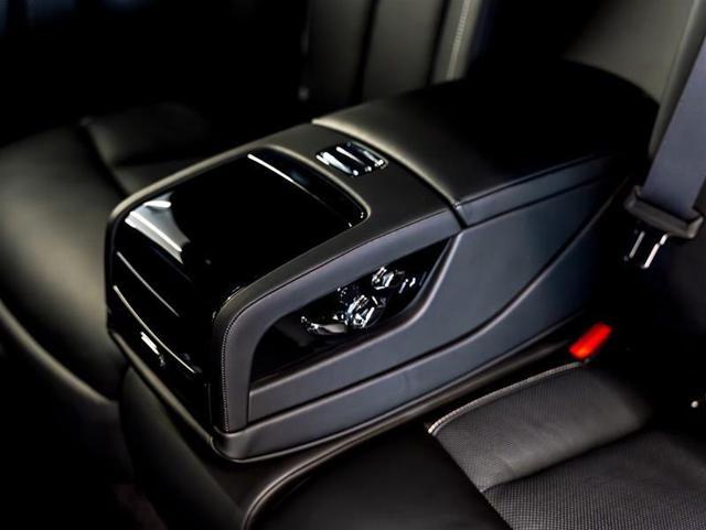 ROLLS-ROYCE Phantom PHANTOM SWB "BLACK DIAMOND" W12 563HP NEW CAR