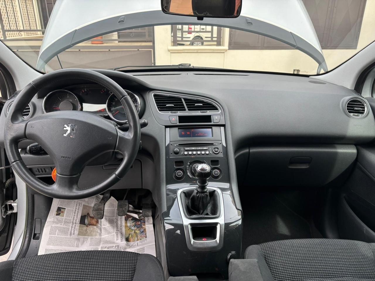 Peugeot 5008 1.6 HDi 112CV Allure