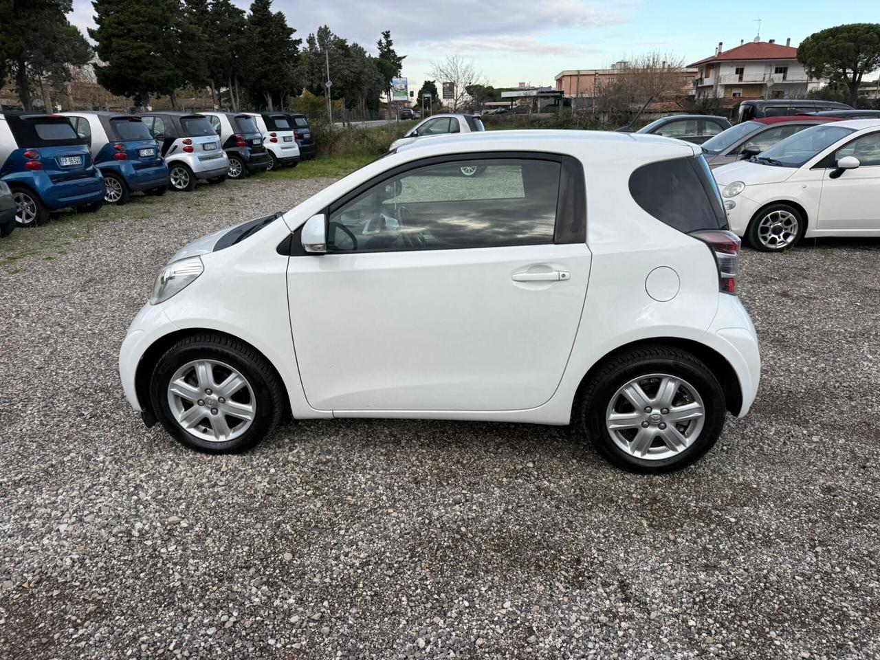Toyota iQ 1.0 SOL