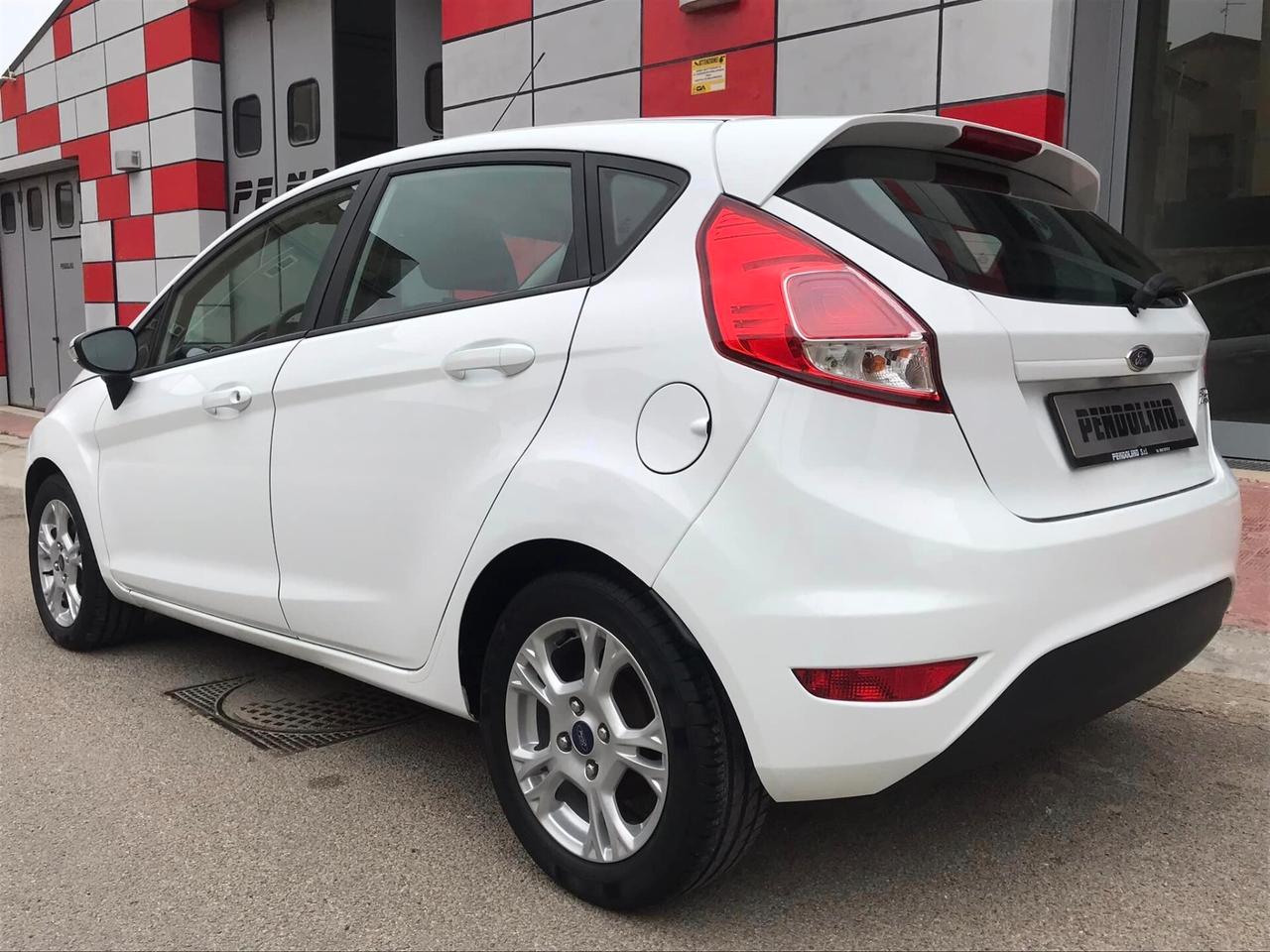 Ford Fiesta 1.5 TDCi 75CV 5 porte