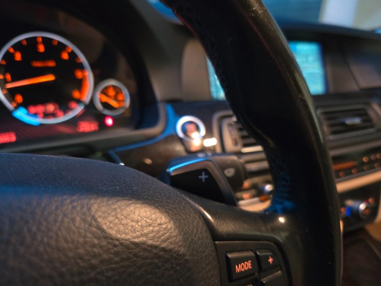 Bmw 530d X-Drive full-optional (Rara CON QUESTI OPTIONAL)