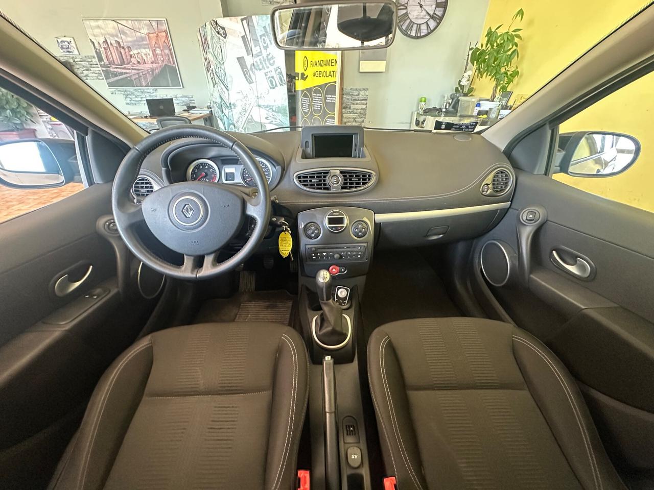 Renault Clio 1.2benz. 72.000km