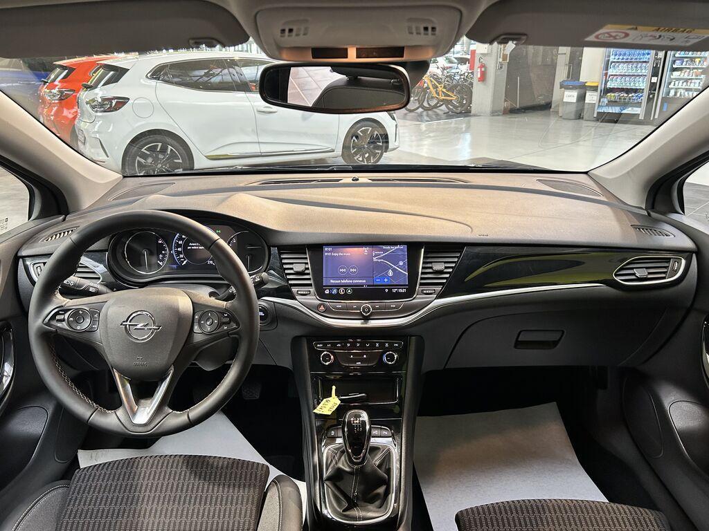 Opel Astra Sports Tourer 1.2 Turbo Business Elegance