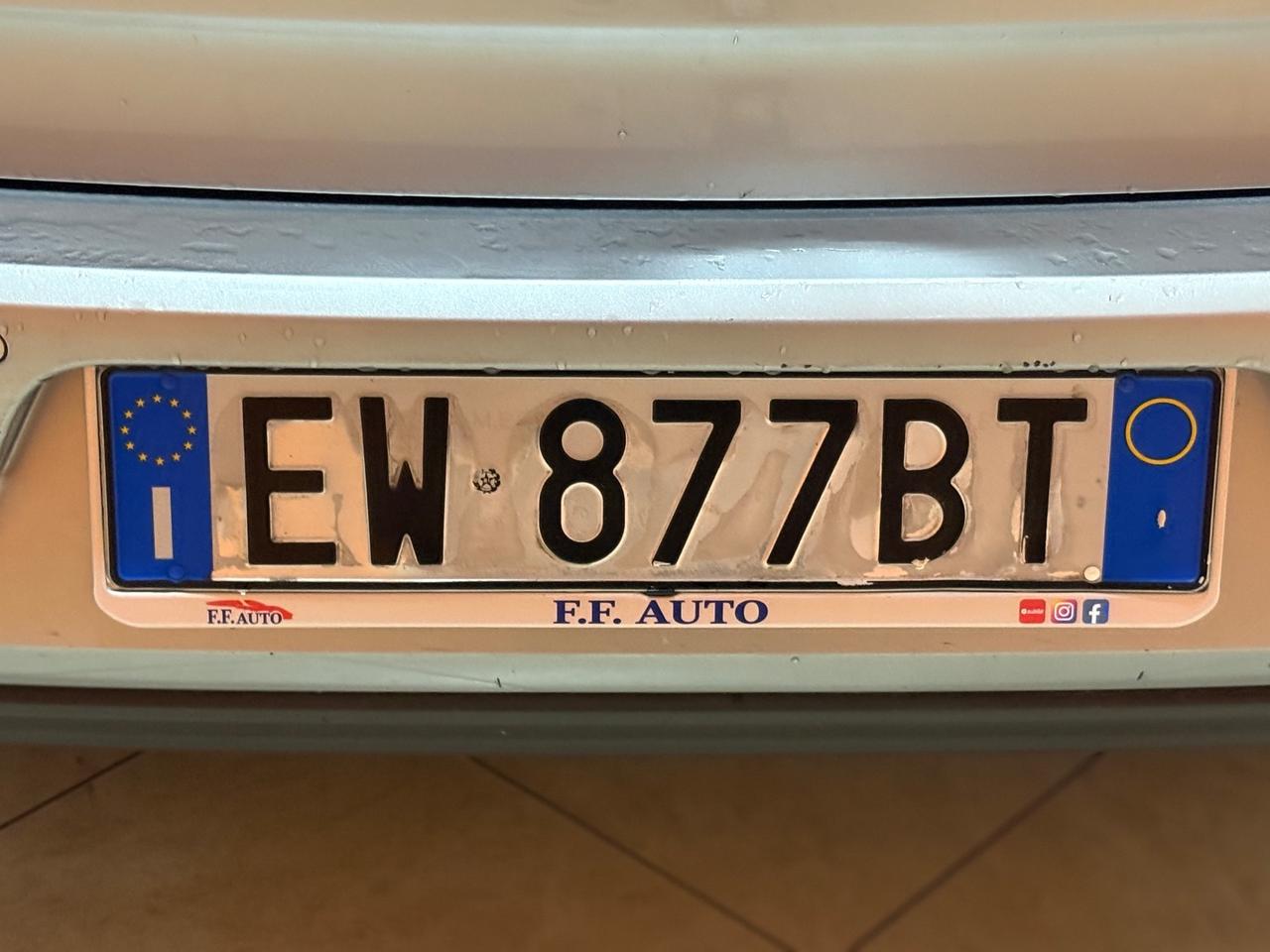 Volkswagen Golf 1.6 TDI 5p. Highline BlueMotion Technology