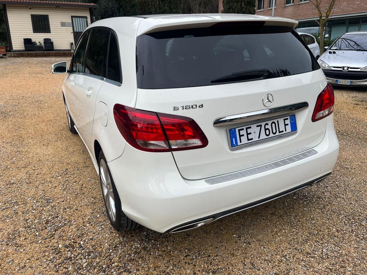 Mercedes-benz B 180 1.5 Diesel - Automatico - Neopatentati