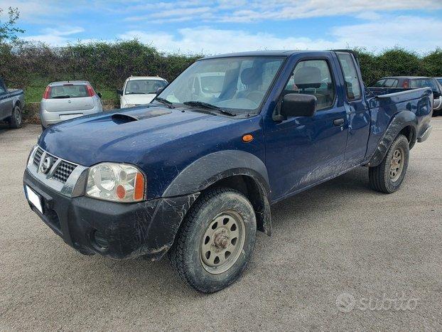 Nissan Navara (D22) 2.5 TD 130CV 4WD Cabina Singola