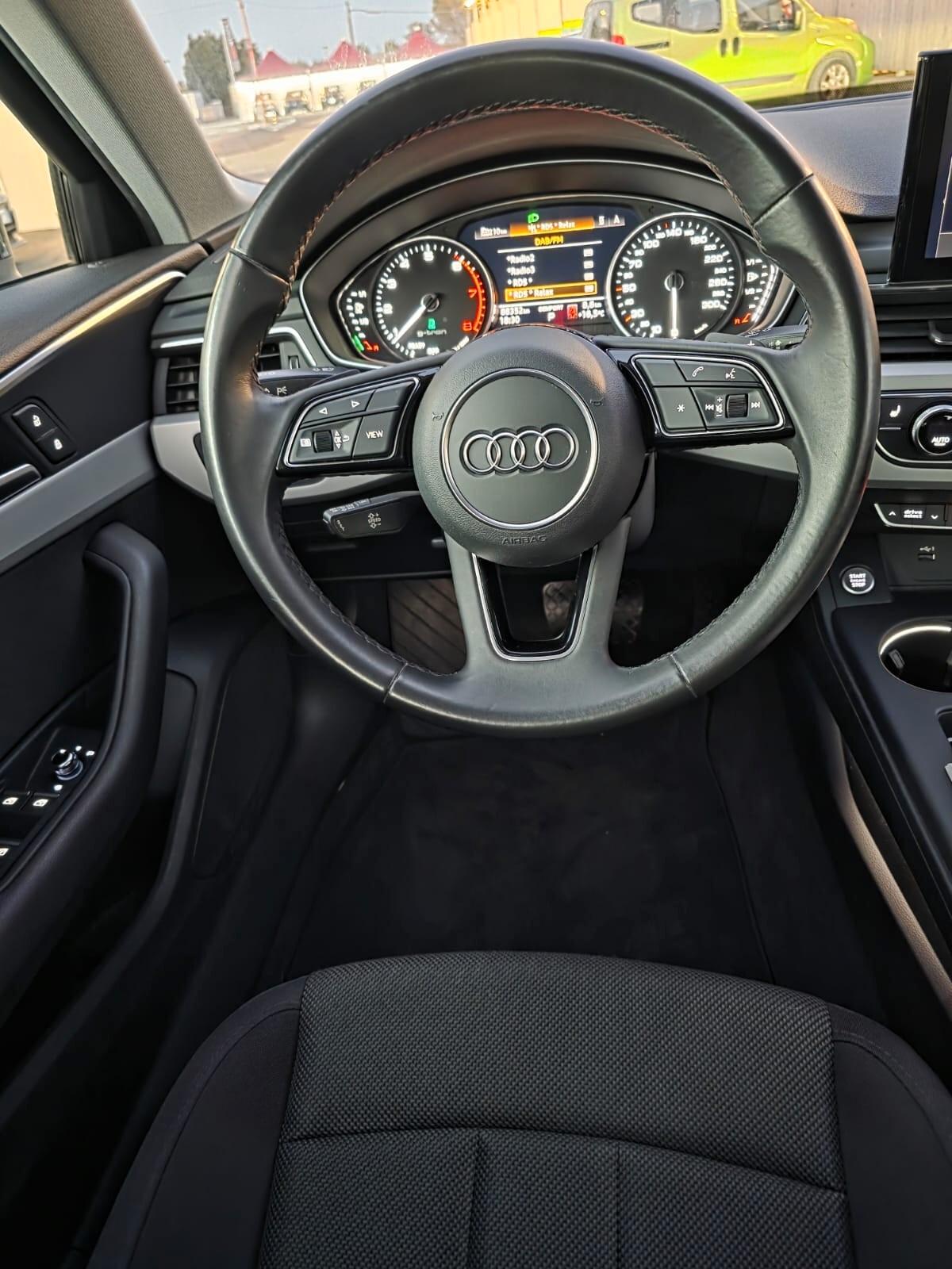 Audi A4 AVANT 40 TFSI S tronic BUSINESS CNG