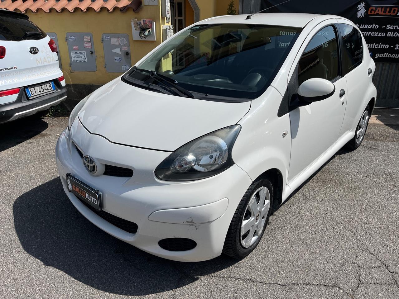 Toyota Aygo 1.0 12V VVT-i 5 porte Deep Ocean Connect