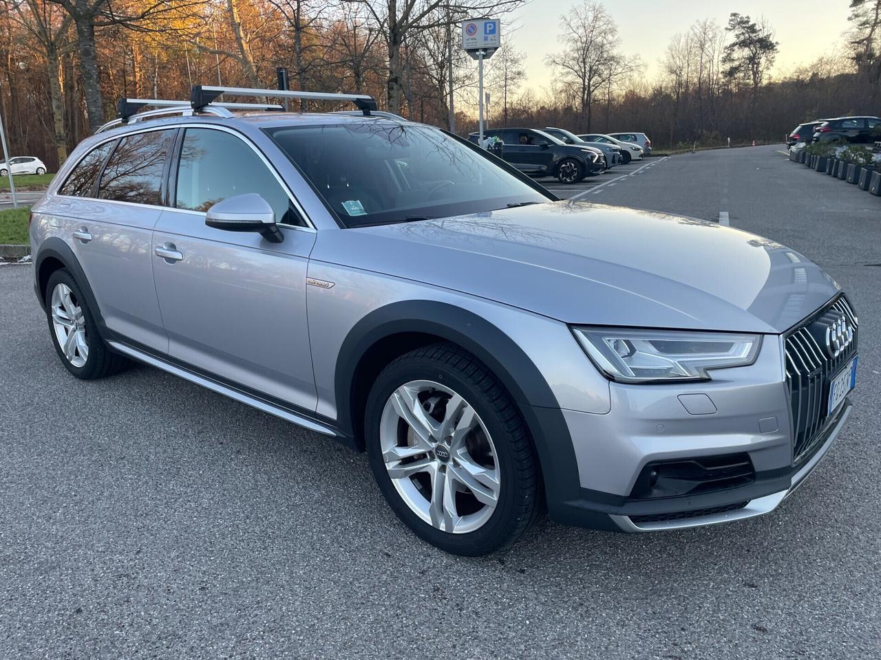 Audi A4 allroad 3.0 TDI 218 CV*Automatik*Pelle*Navi