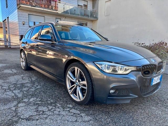 BMW 330 i 4x4 M Sport TETTO RETROC-STRAFULL