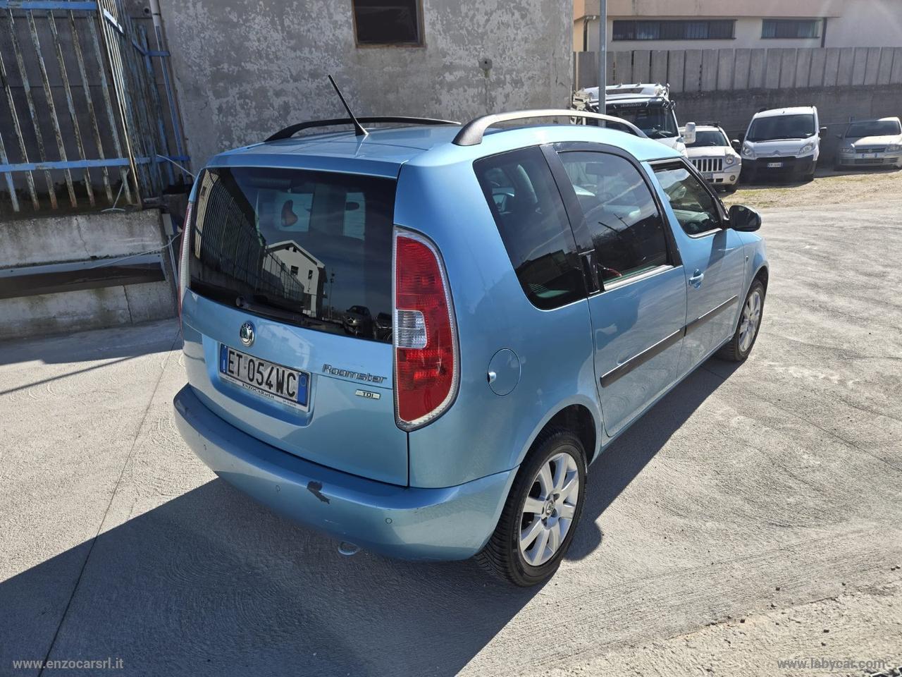 SKODA Roomster 1.2 TDI CR 75 CV Ambition TETTO PANORAMICO