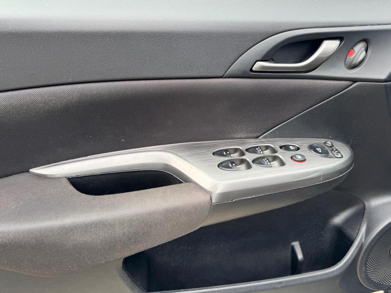 Honda Civic 2.2 i-CTDi 5p. Elegance DPF