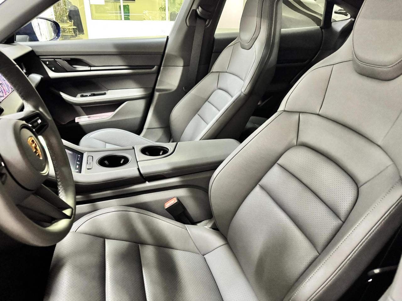 Porsche Taycan 5p.ti