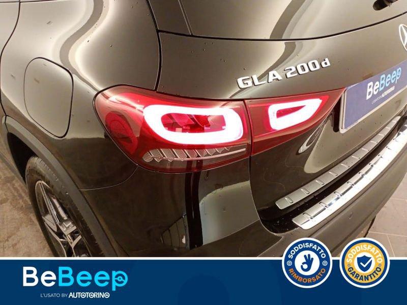 Mercedes-Benz GLA 200 D PREMIUM AUTO