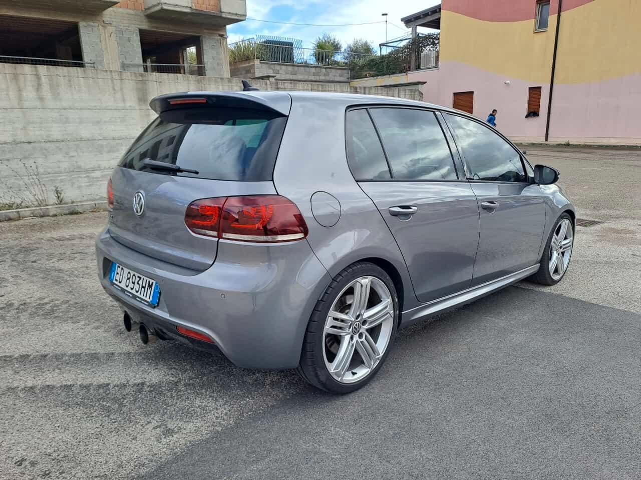 Volkswagen Golf 2.0 TSI 4mot. DSG 5p. R