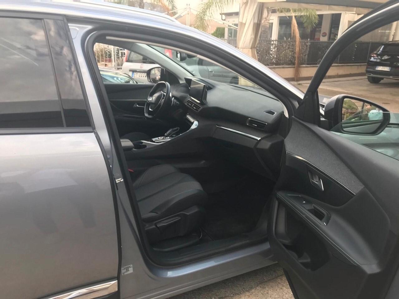 Peugeot 3008 2021 130 S&S EAT8 Allure