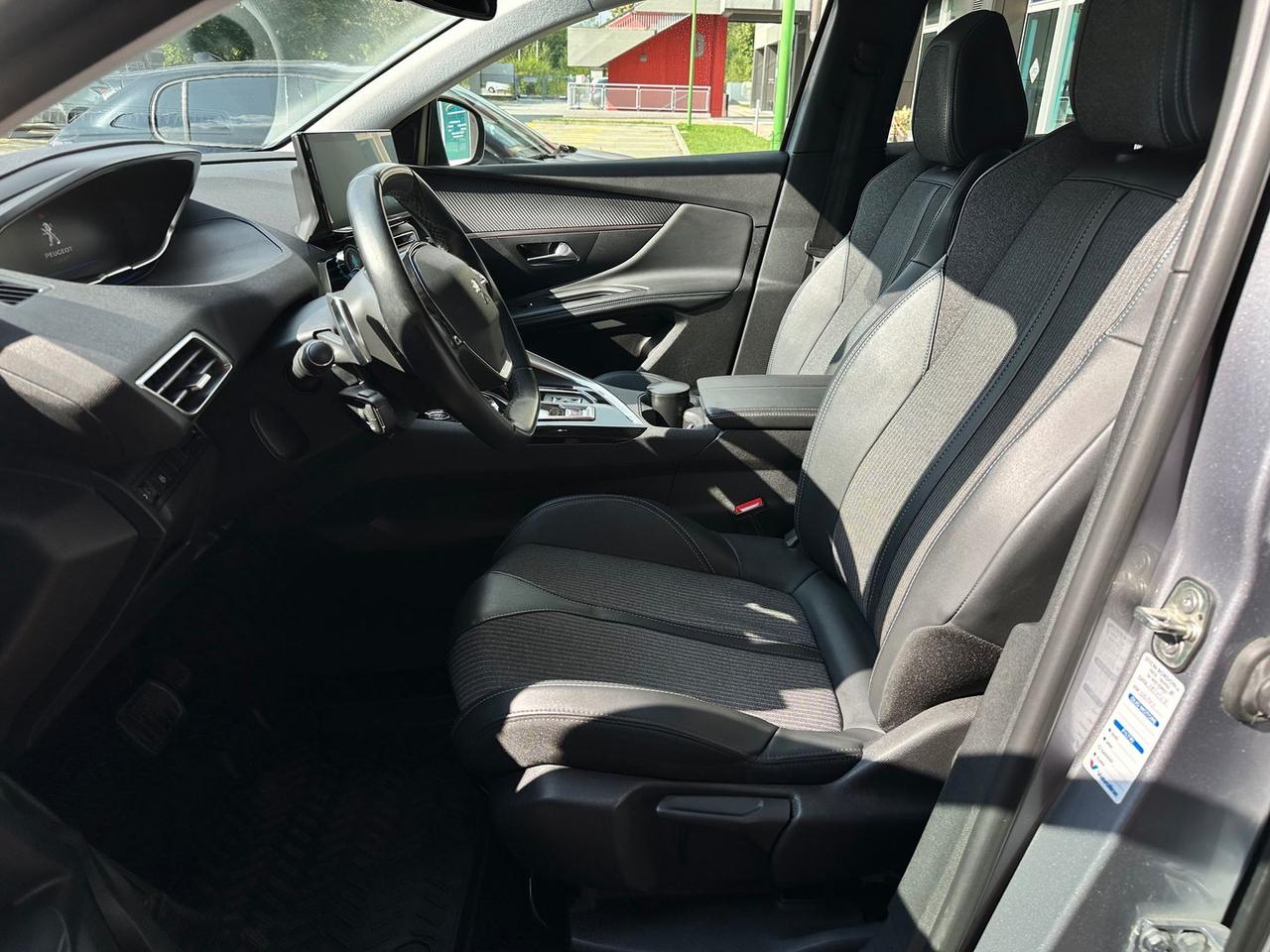 Peugeot 3008 Allure Pack 1.5 Blue HDI 130 #6917
