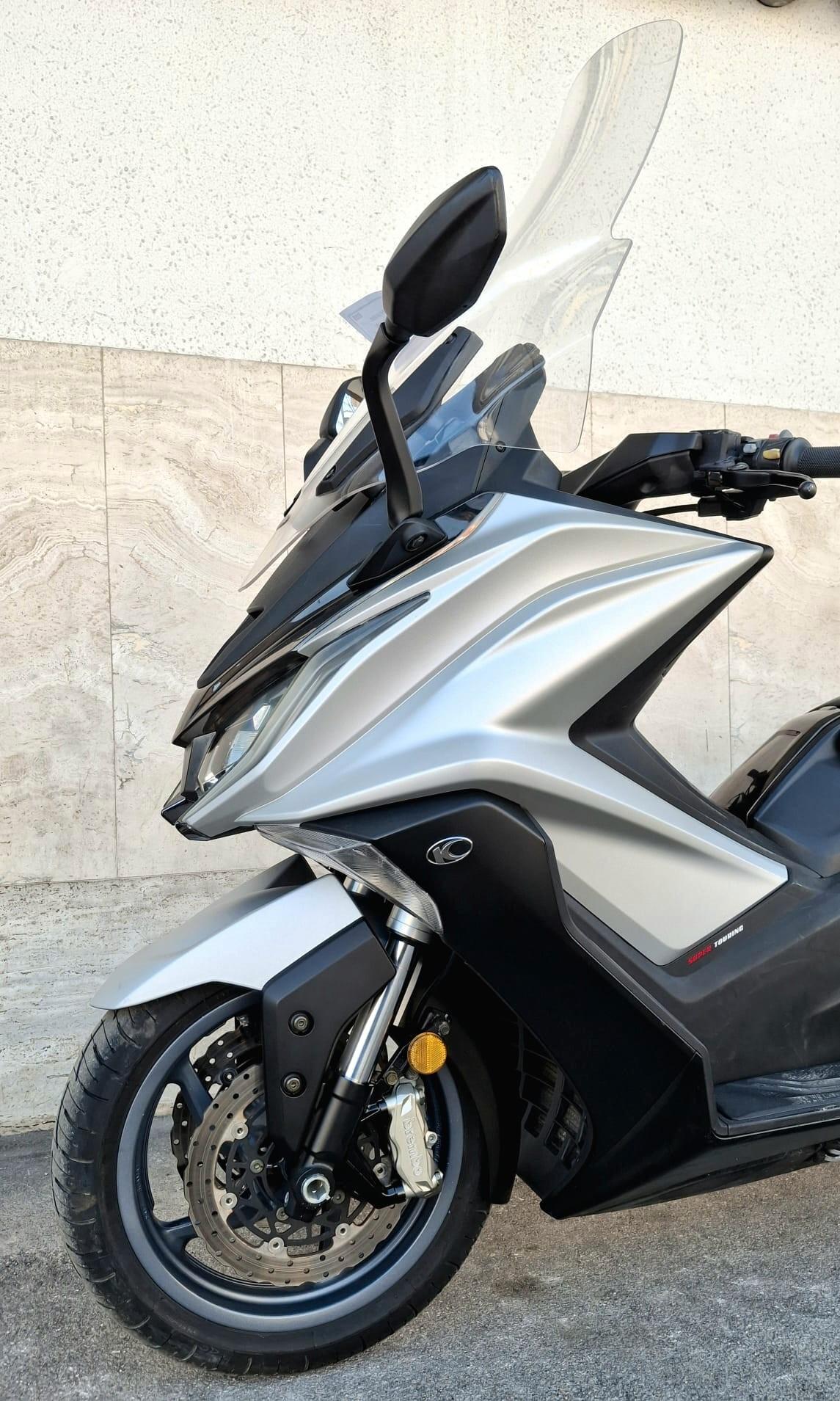 Kymco AK 550 sport