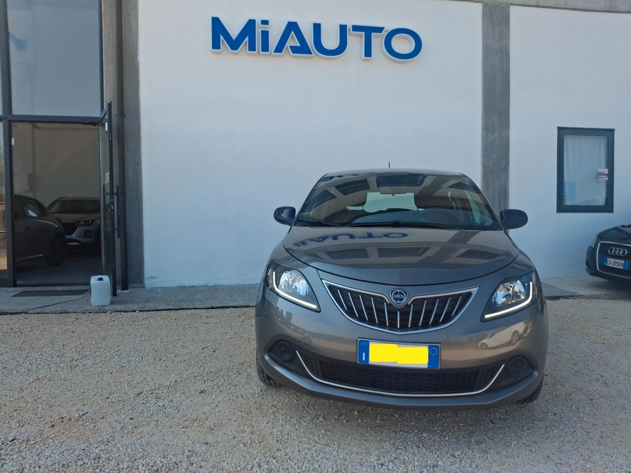 Lancia Ypsilon 1.0, 5 porte Hybrid