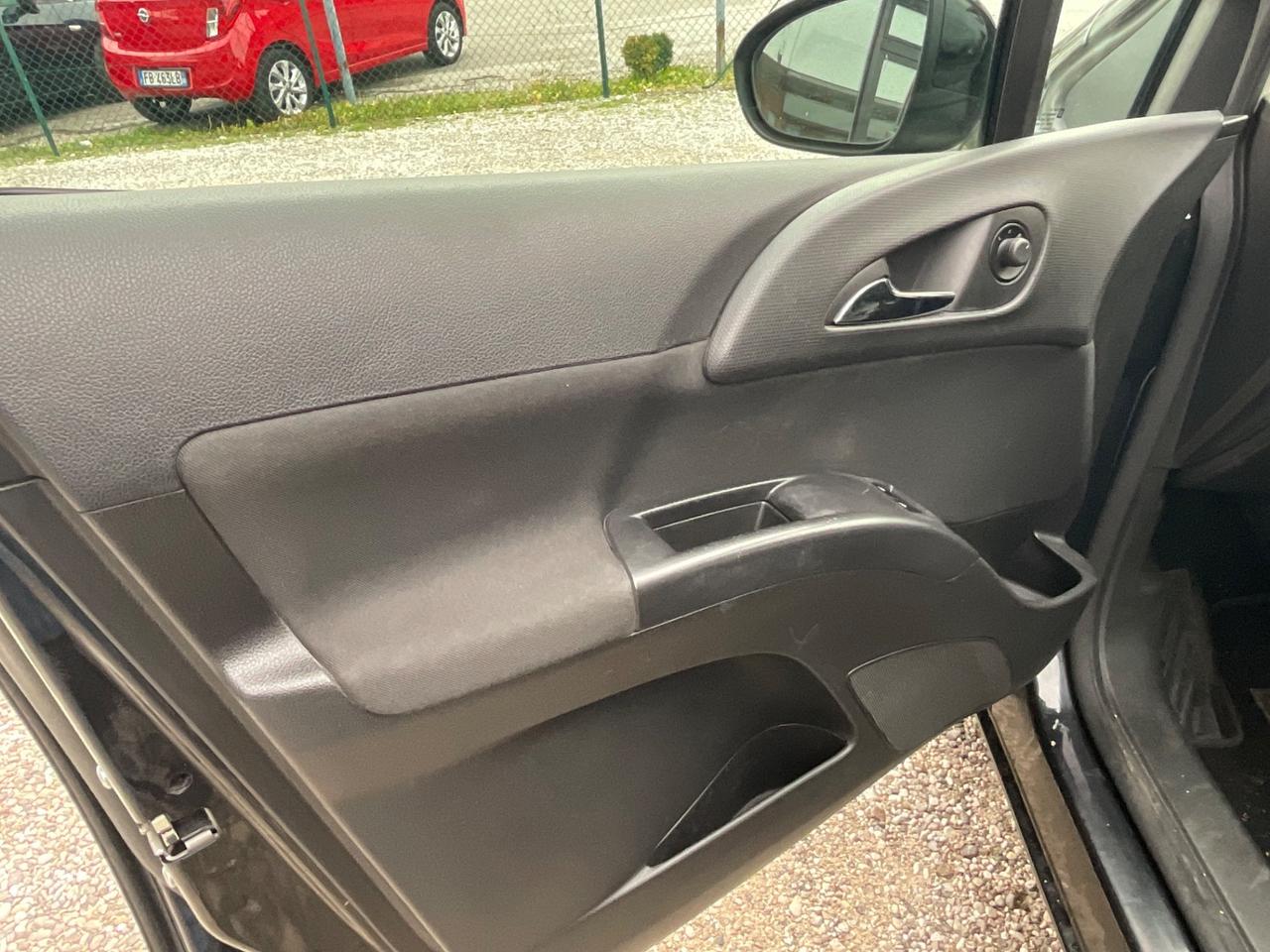 Opel Meriva 1.4 100CV Cosmo