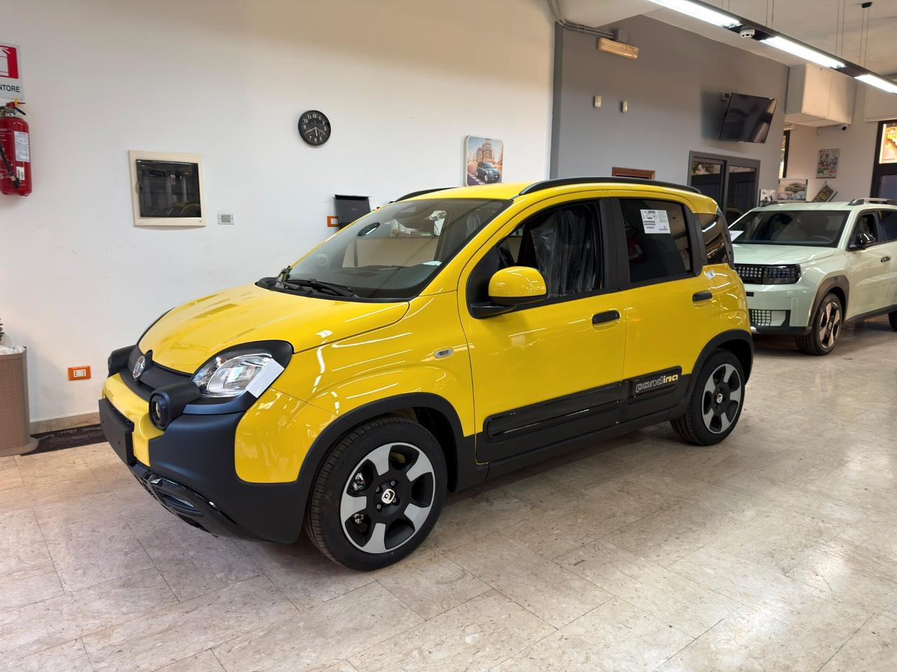 Fiat Pandina 1.0 Hybrid Cross KM0 My26 Diverse Colorazione Pronta consegna