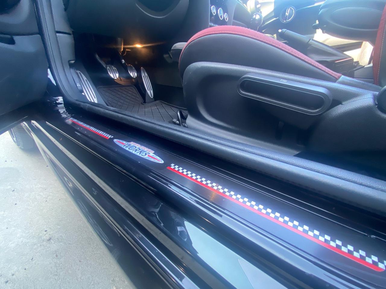 Mini Cooper D Cabrio 1.5 boost 116cv **Pack John Cooper Works**