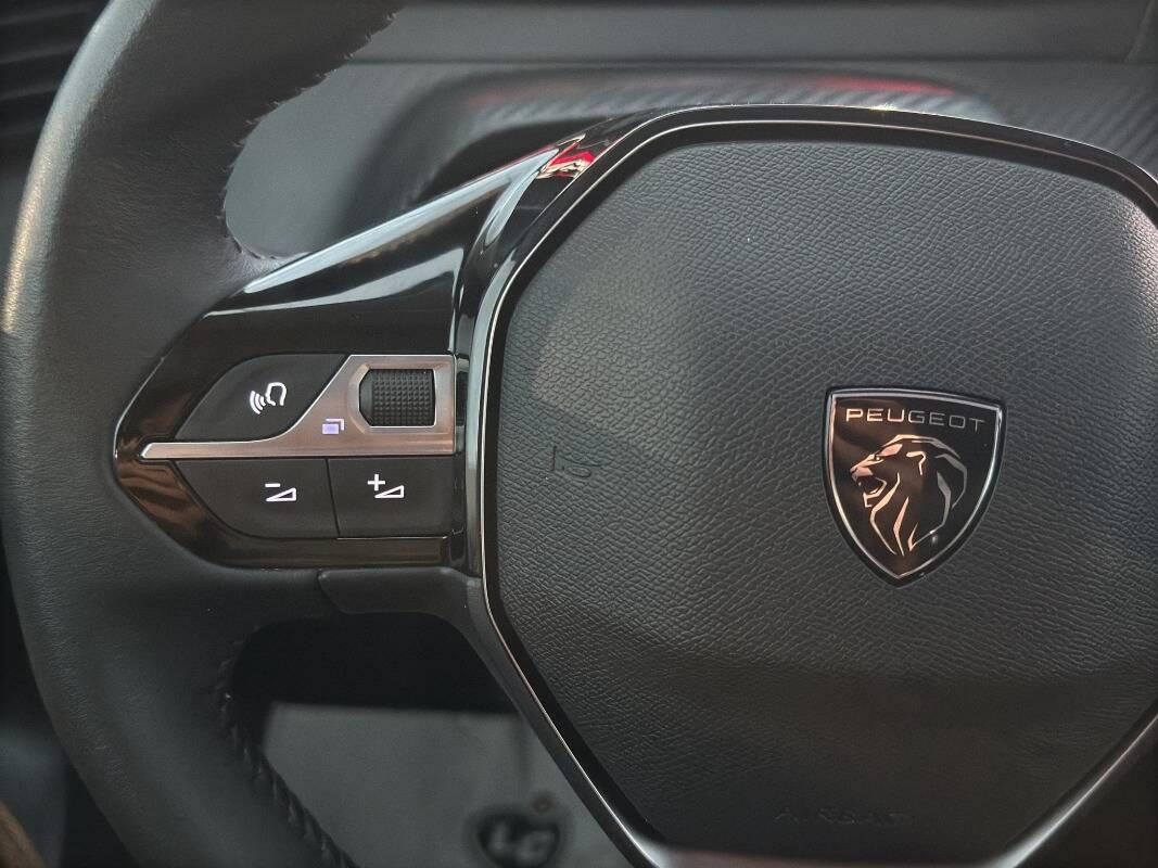 Peugeot 208 1.2 puretech Style s&s 100cv con CarPlay