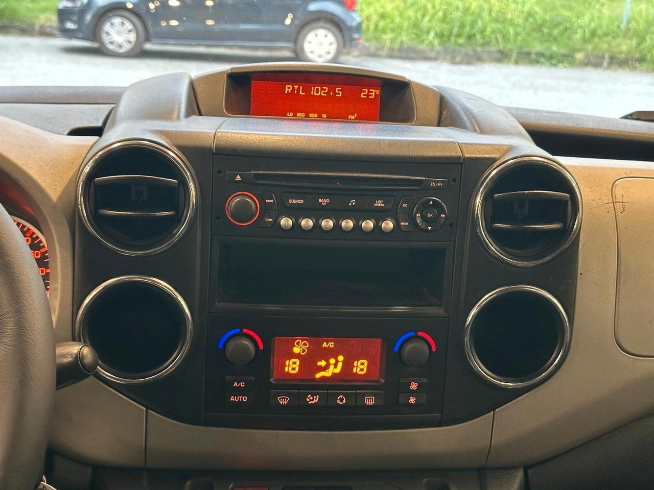 Peugeot Partner Tepee 1.6 HDi 92CV Outdoor