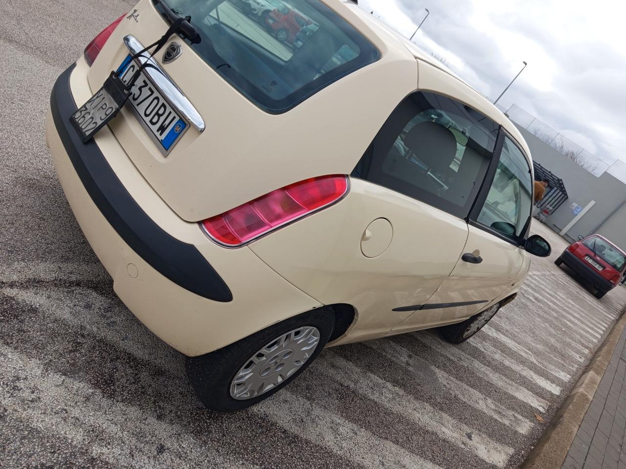 Lancia Ypsilon 1.2