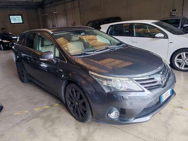 Toyota Avensis Avensis Wagon 2.2 d-cat Exec. Safety auto