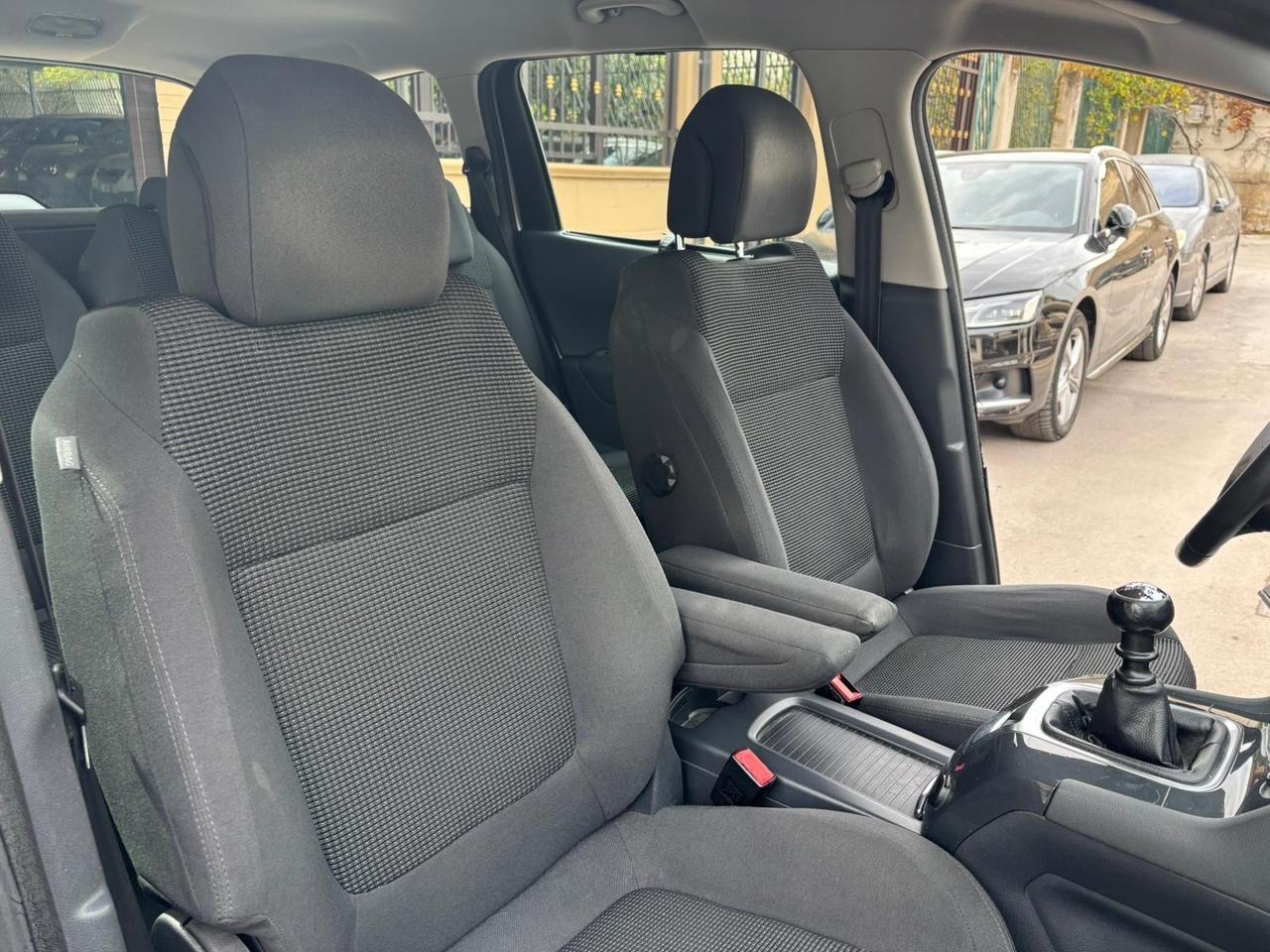 Peugeot 5008 1.6 HDi 112CV Allure