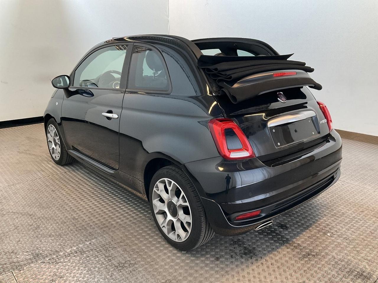 Fiat 500 C 1.0 Hybrid Sport