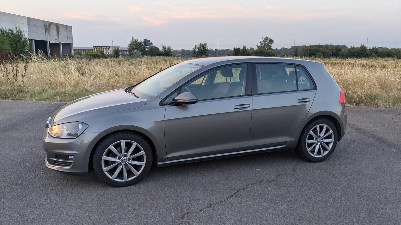 Volkswagen Golf 1.6 TDI 5p. Highline BlueMotion Technology