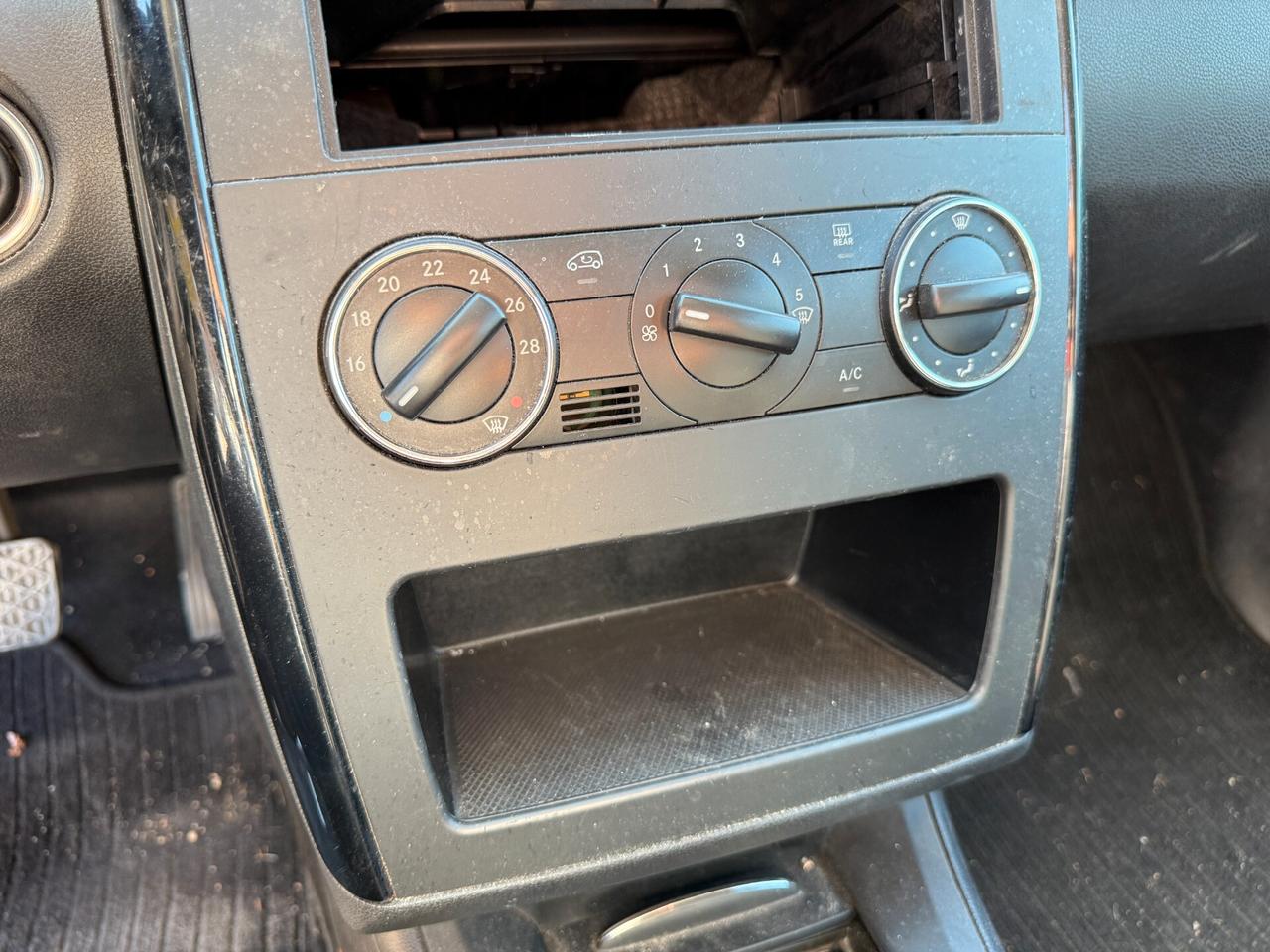 MERCEDES CLASSE A-160 2011 2.0 DIESEL *AIRB OK