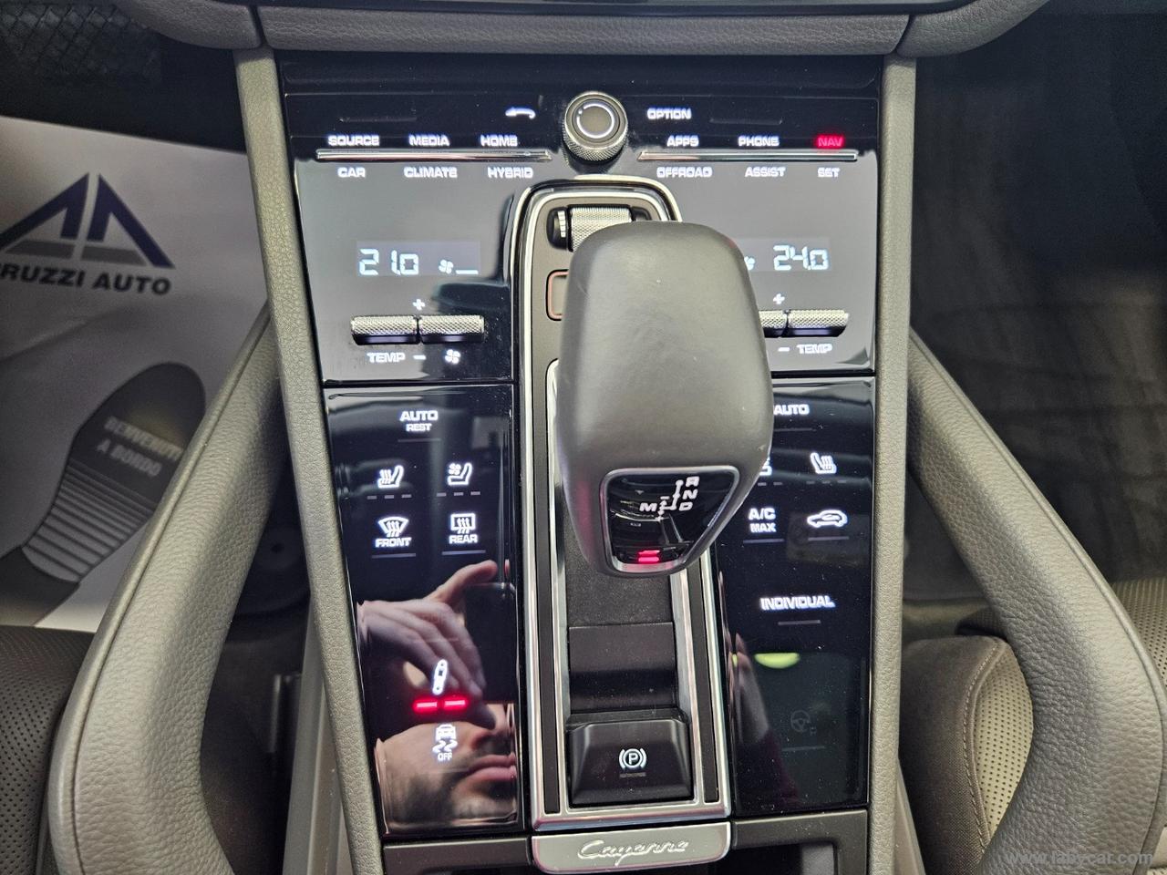 PORSCHE Cayenne 3.0 V6 E-Hybrid