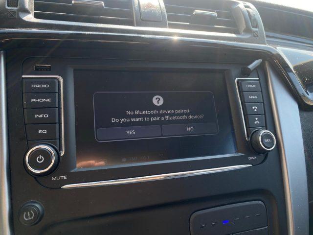 MAHINDRA KUV100 1.2 VVT GPL K8 NAVIGATORE -RETROCAMERA