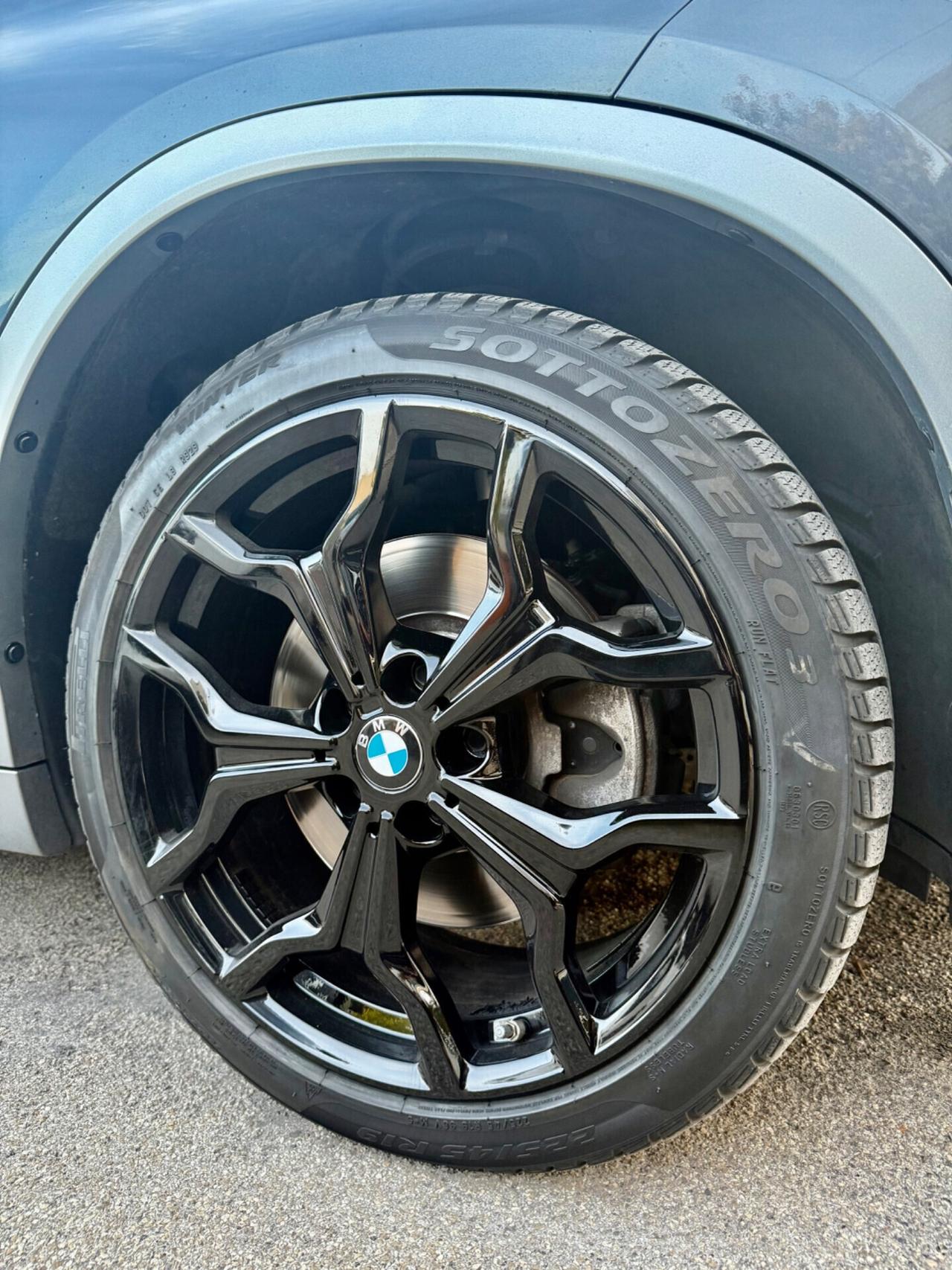 Bmw X2 xDrive20d Msport,LED multicolore,alcantara con cuc.gialle,cerchi neri,FULL OPTIONAL