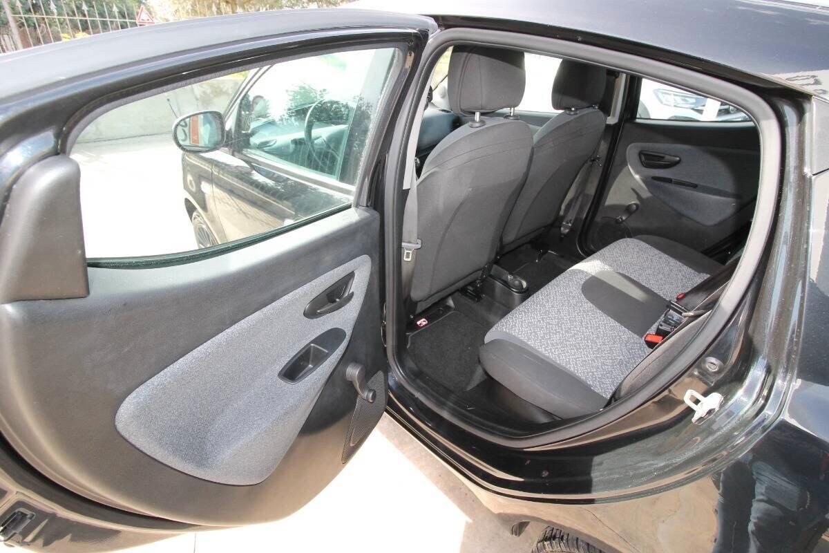 Lancia Ypsilon 1.0 5p Hybrid Silver |2022