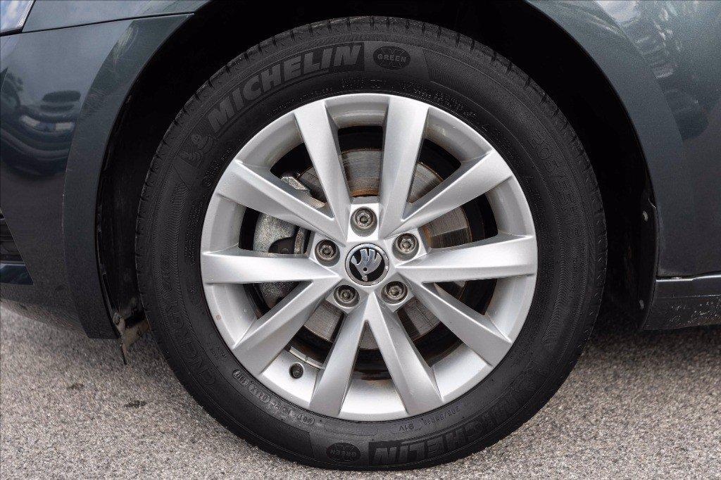 SKODA Octavia Wagon 1.4 tsi g-tec Executive 110cv del 2017