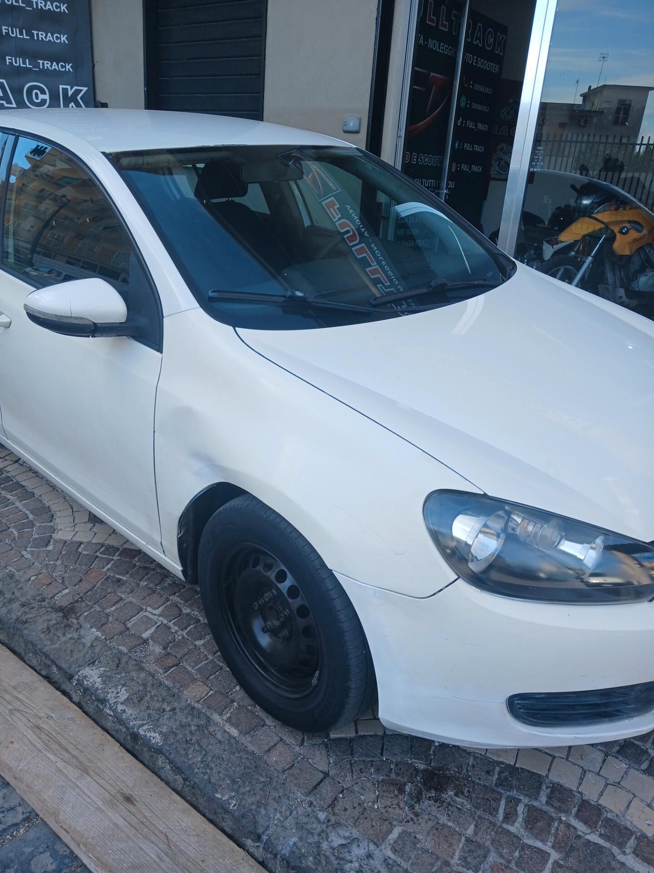 Volkswagen Golf 1.6 TDf