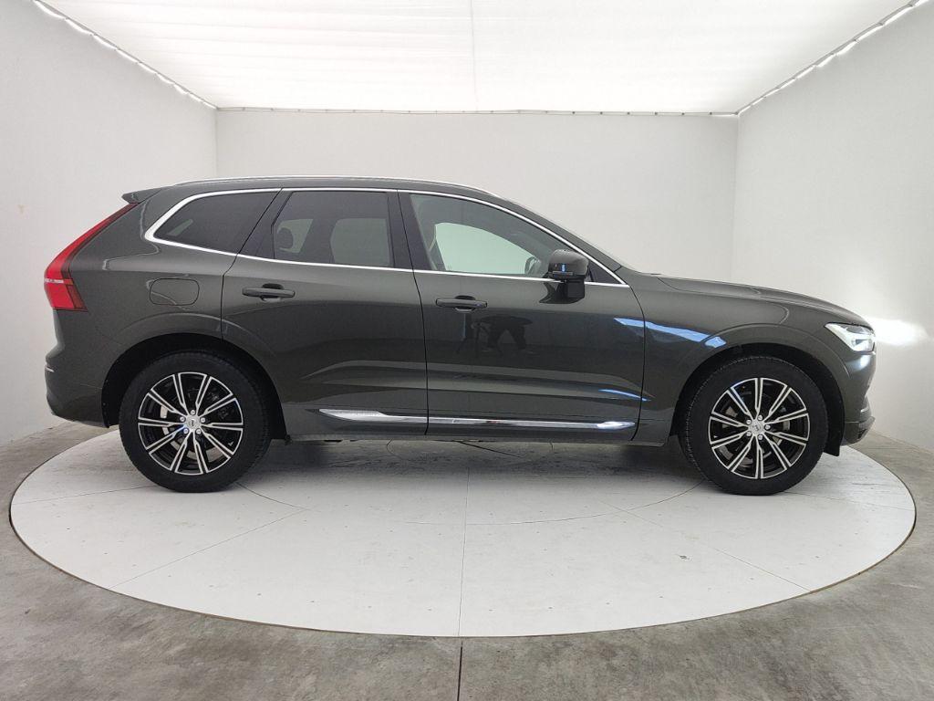 VOLVO XC60 (2017-->) - XC60 D4 AWD Geartronic Inscription