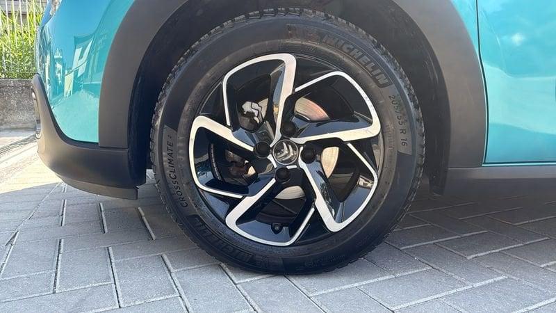 Citroën C3 83 S&S Shine Neo Patentati