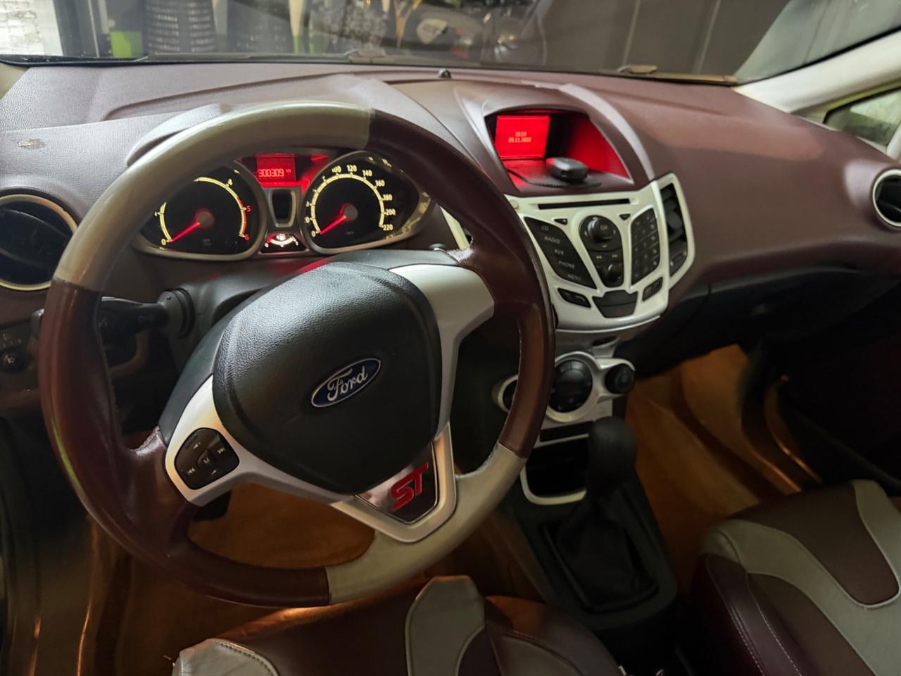 Ford Fiesta 1.6 TDCi 95CV 3porte INDIVIDUAL ST-LINE