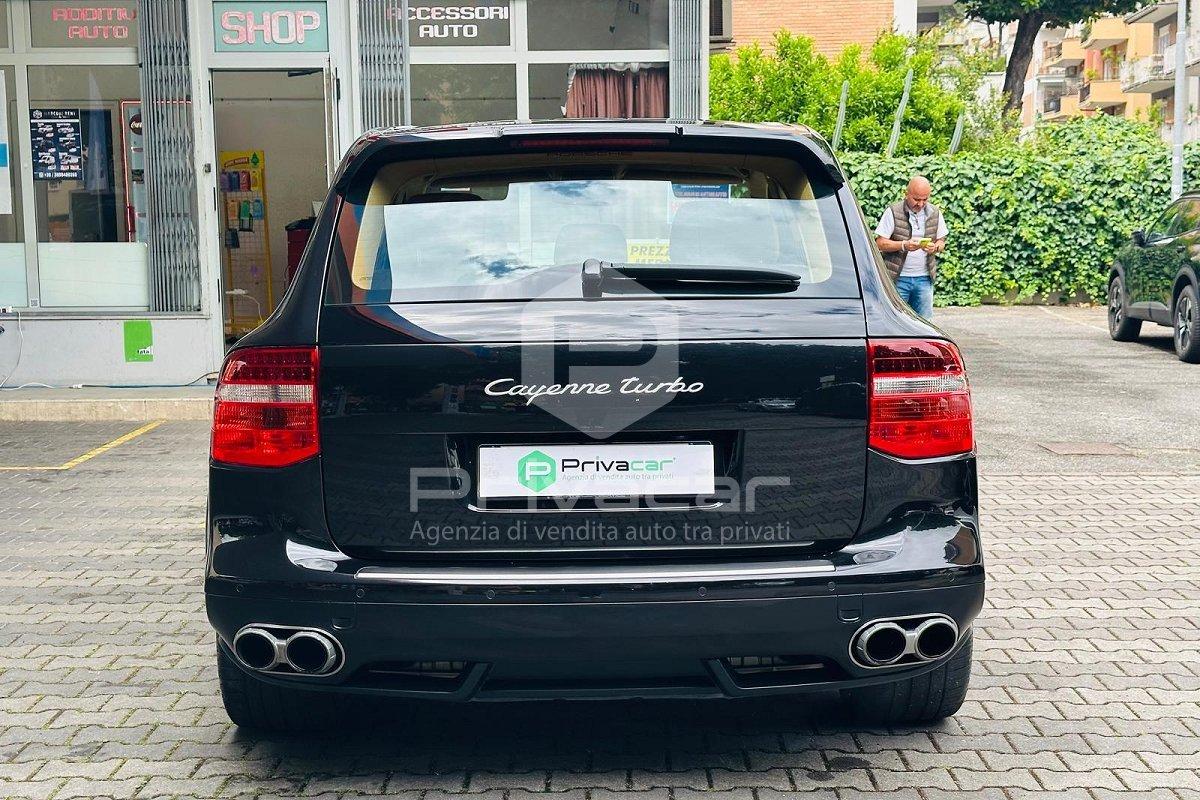 PORSCHE Cayenne 4.8 Turbo