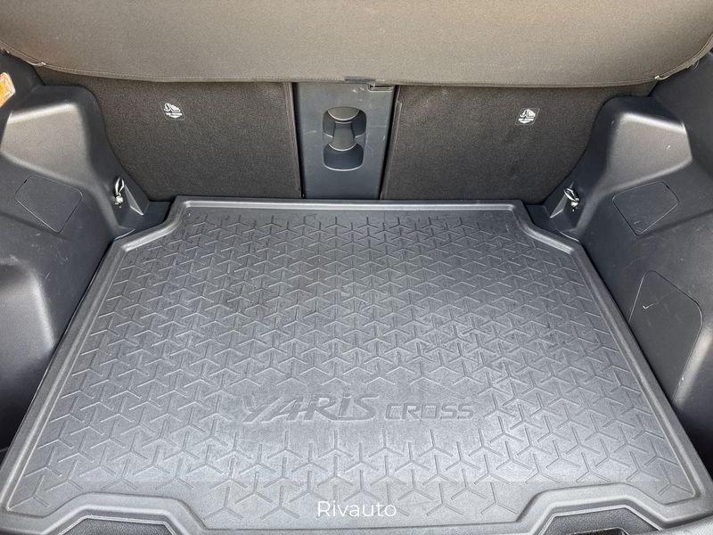 Toyota Yaris Cross 1.5H (116 CV) E-CVT Adventure AWD-i