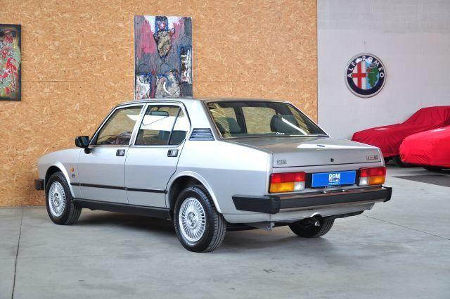 Alfa Romeo Alfetta 2.0 CEM restauro totale UNICA targa MI!